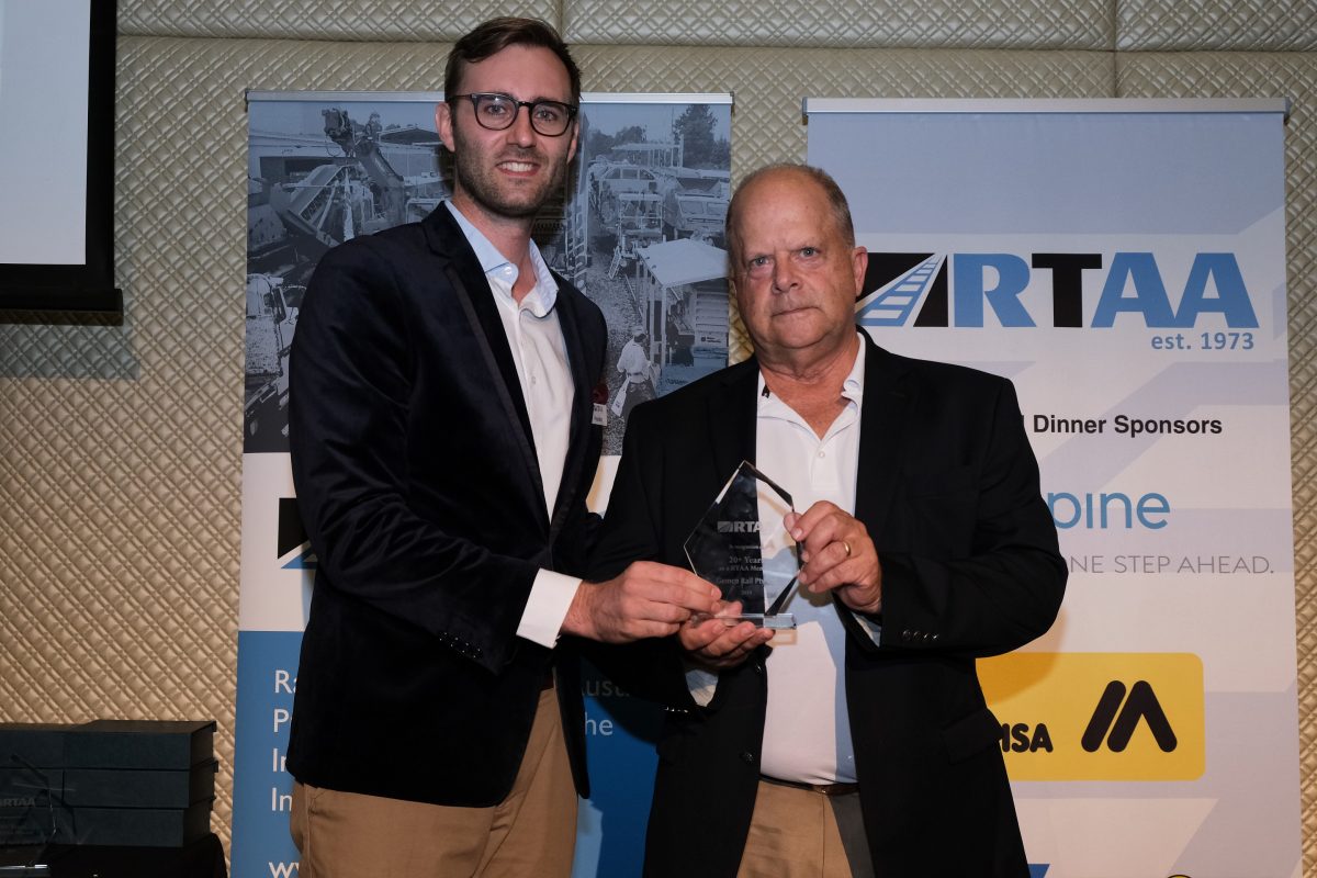 Gemco Rail recognised for 20 years membership